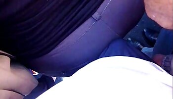 Dài tóc Jamie lynn Skye thử giọng của cô ấy và âm hộ cho một tải video sex về máy diễn viên