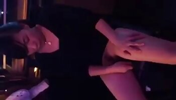 Ladyboy Prem cho thấy tai qhim xet tắt và hút say
